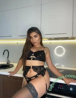  nude photo #0002