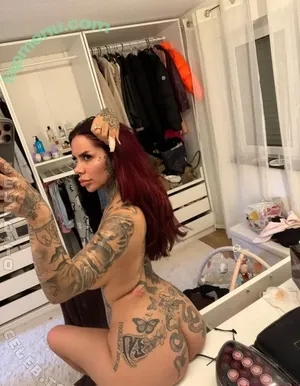 Mia Madisson / shhhmadisson nude photo #0178