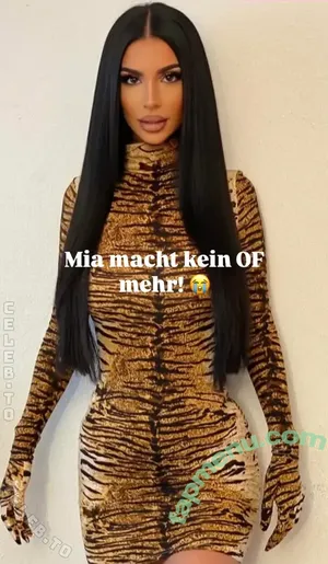 Mia Madisson / shhhmadisson nude photo #0202