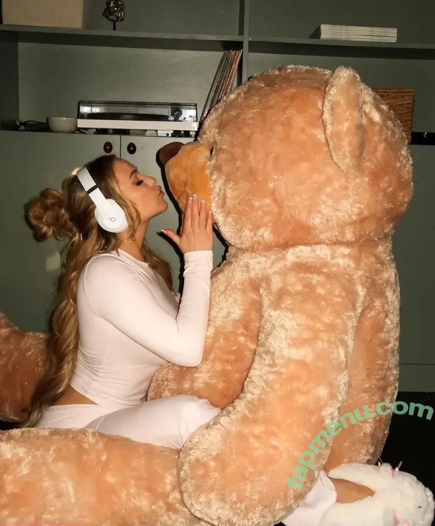 Mia Malkova nude photo #0834 (miamalkova)