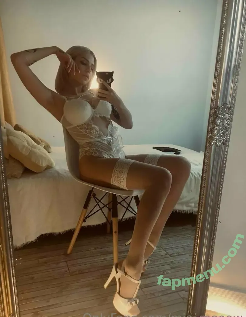 mia_meoow nude photo #0006 (mia_meow_)