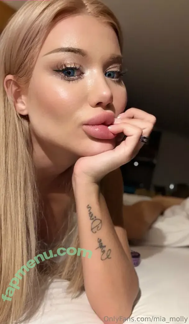 mia_molly nude photo #0050 (mia_molly_x)