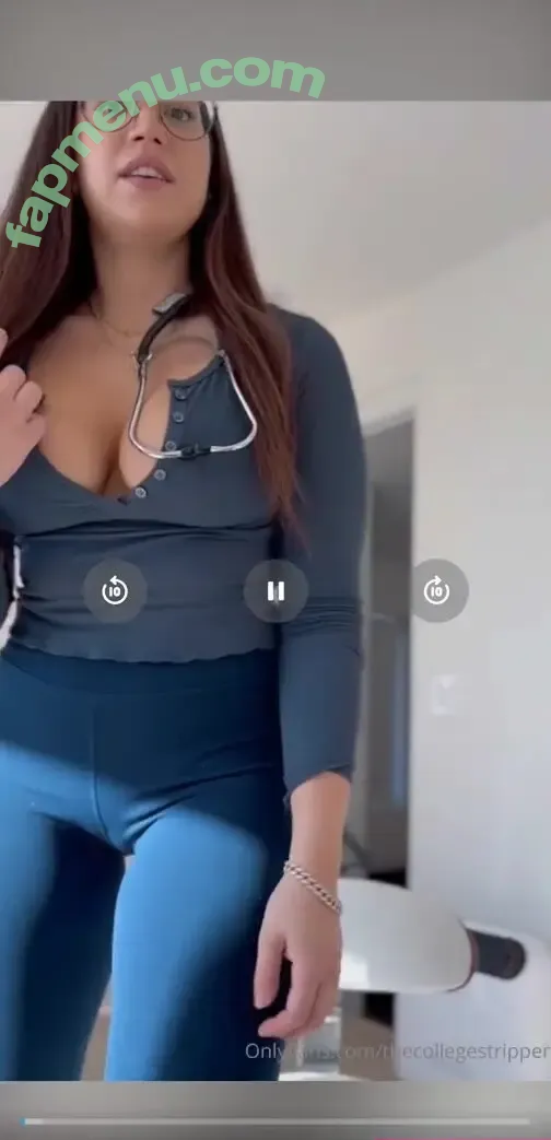 Mia Monroe nude photo #0015 (_miamonroee / leilaroxx / mia_monroex / thecollegestripper)