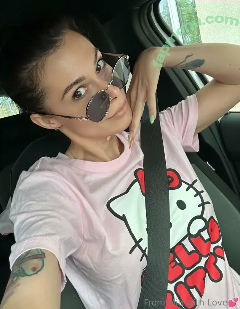 mia_moonn nude photo #0081 (miamoonn_)