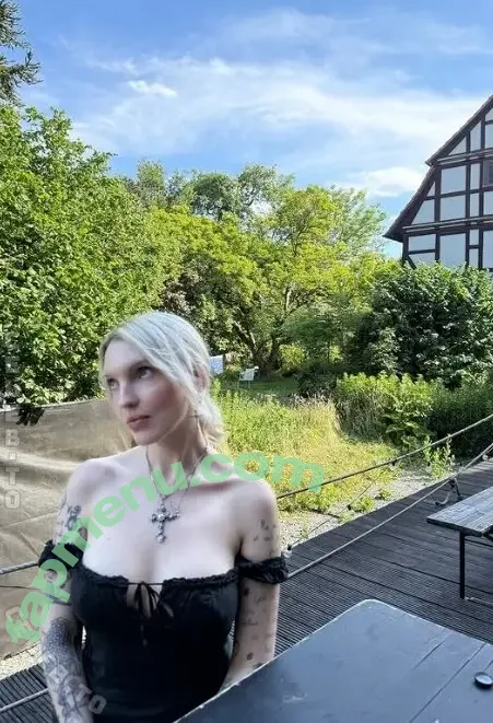 Mia Morgan nude photo #0083 (ekelhaftemia / mialisamarie)