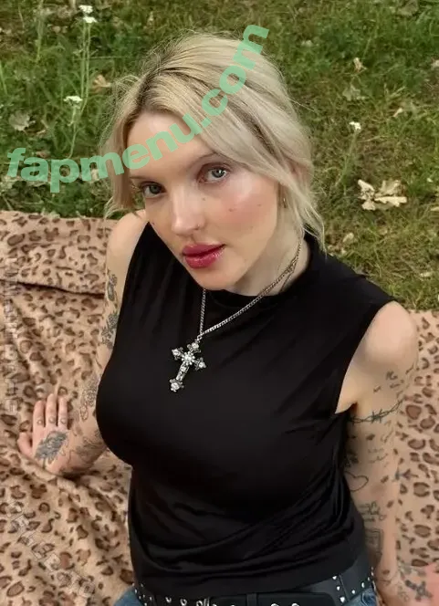 Mia Morgan nude photo #0084 (ekelhaftemia / mialisamarie)