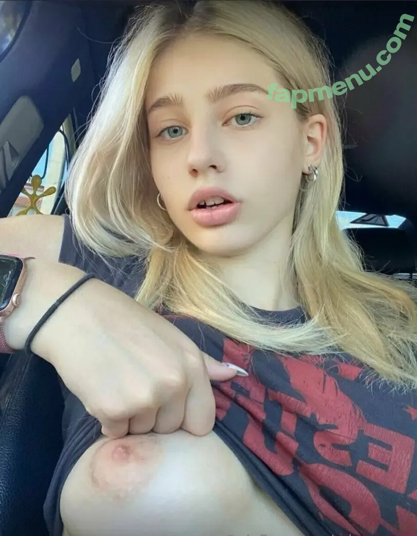 mia_muaaa nude photo #0016 (mia_muaaaa)