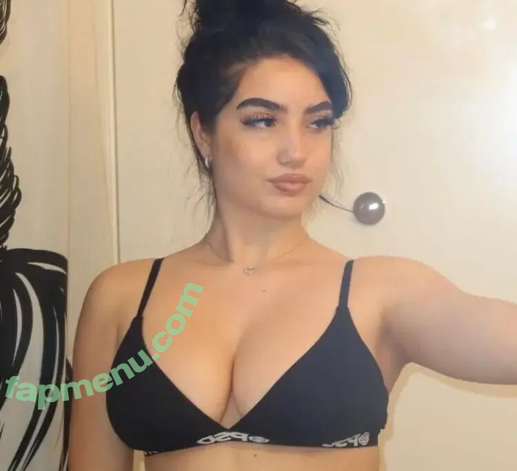 Mia Mugs nude photo #0019 (mia_maffia / miamugs)