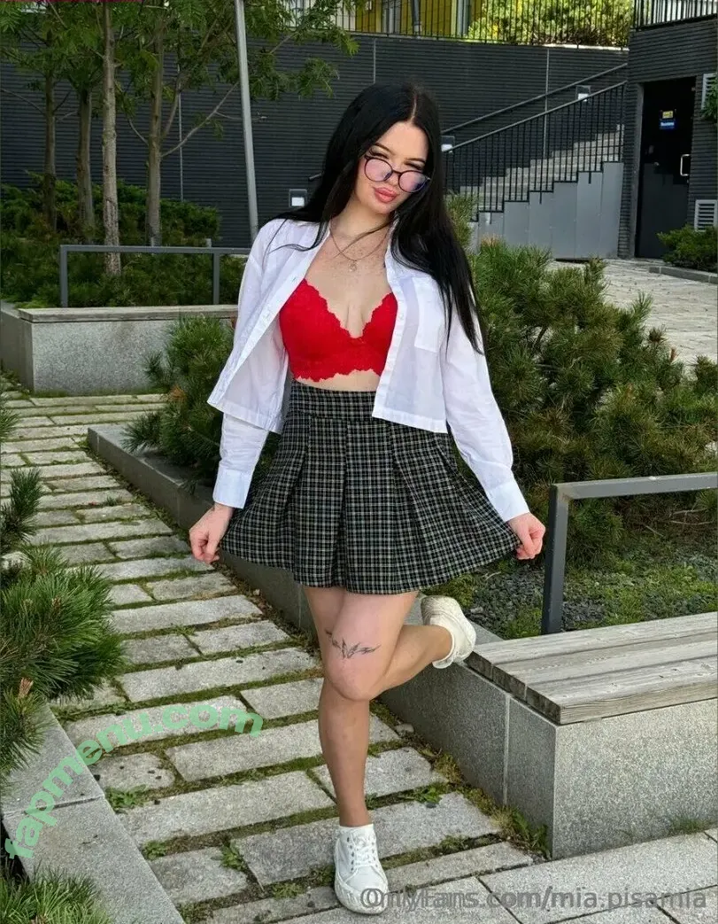 mia.pisamia nude photo #0019 (mia.pisa.mia)