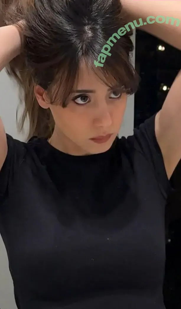 Mia Plays nude photo #0007 (miakimioo)