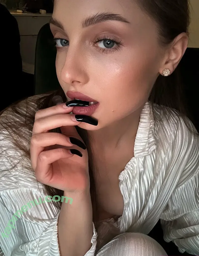 mia.schei nude photo #0016 (miaschei)