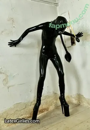 Mia Shy / miashy / miashyofficial / miss_mia.shy nude photo #0436