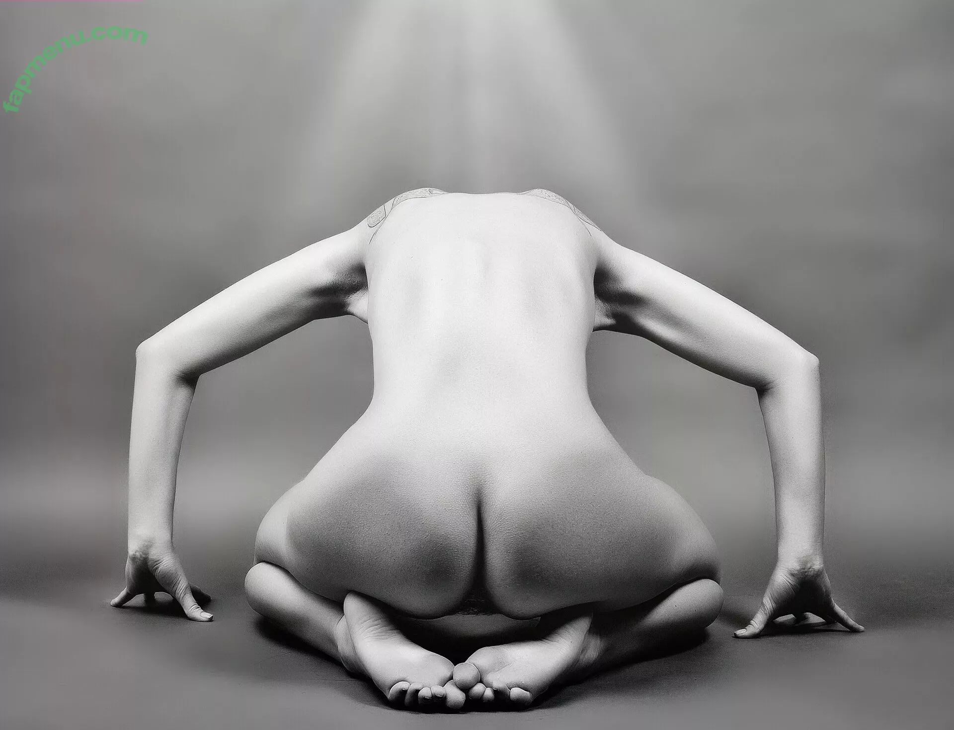 Mia Sollis nude photo #0565 (miastune)