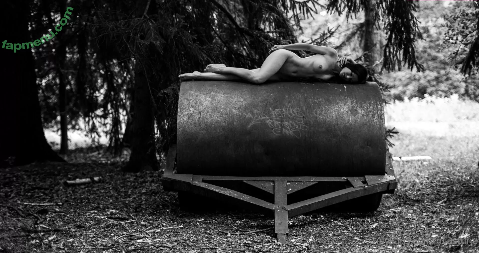 Mia Sollis nude photo #0931 (miastune)