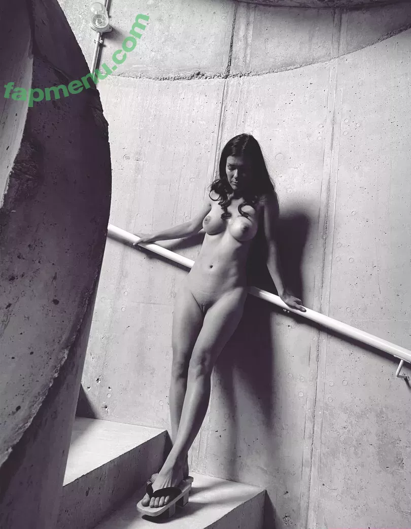 Mia Sollis nude photo #1035 (miastune)