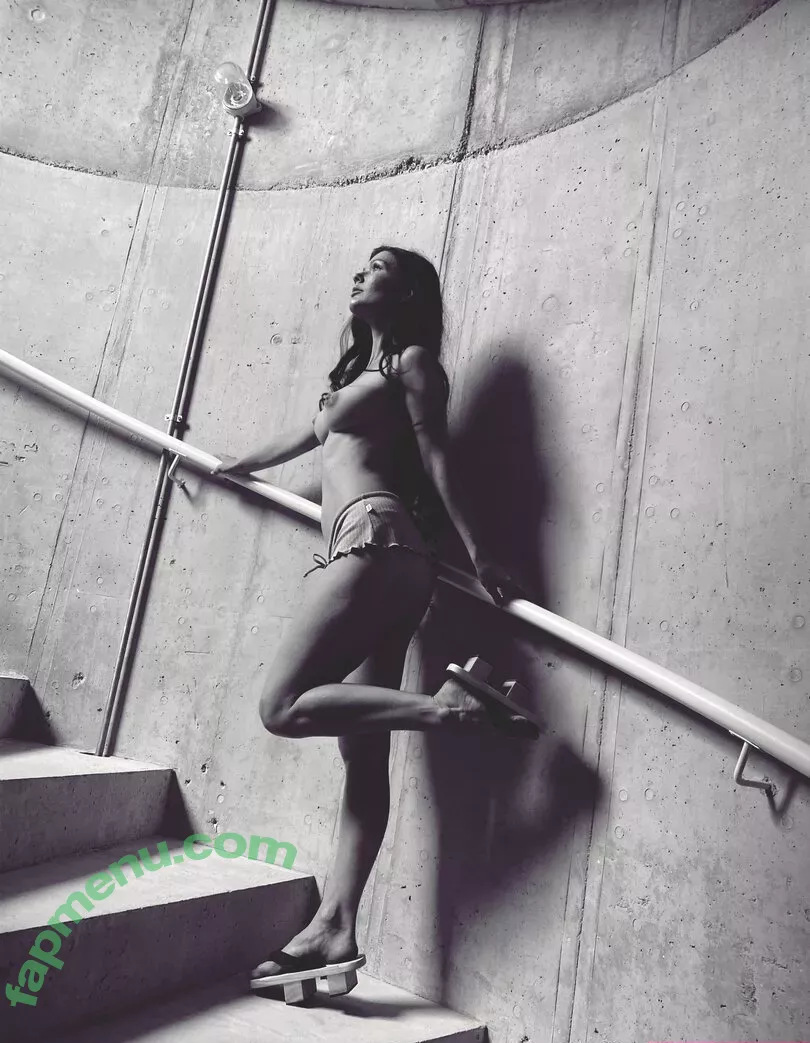 Mia Sollis nude photo #1041 (miastune)