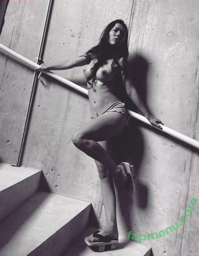 Mia Sollis nude photo #1043 (miastune)