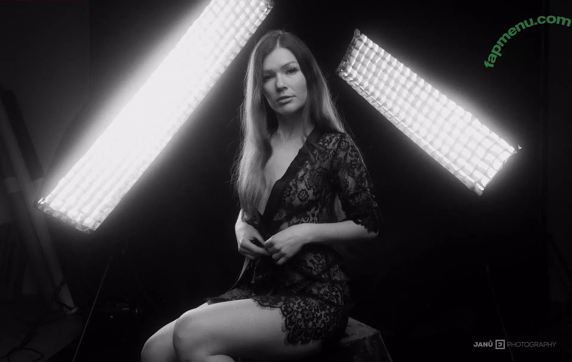 Mia Sollis nude photo #1058 (miastune)