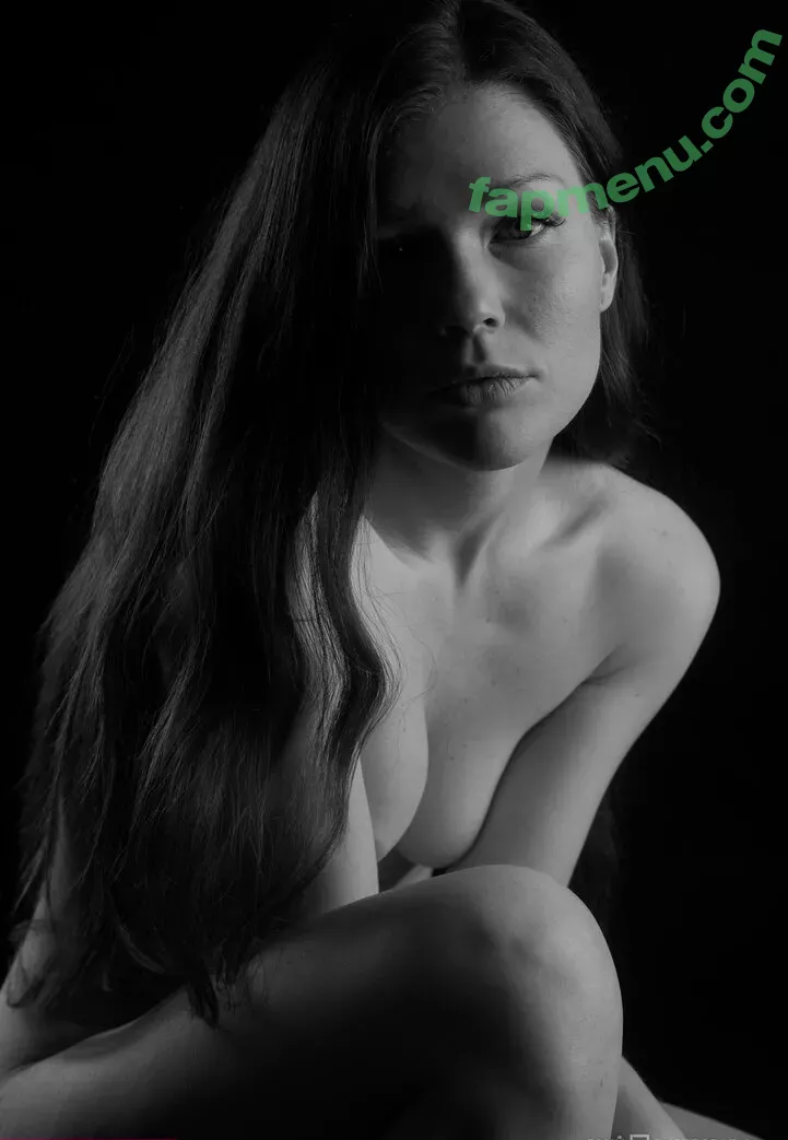 Mia Sollis nude photo #1062 (miastune)