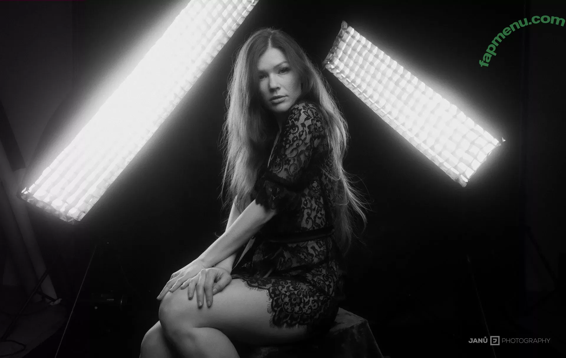 Mia Sollis nude photo #1085 (miastune)