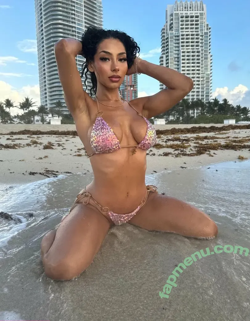 mia.sorety.live nude photo #0002 (mia.soretyy)