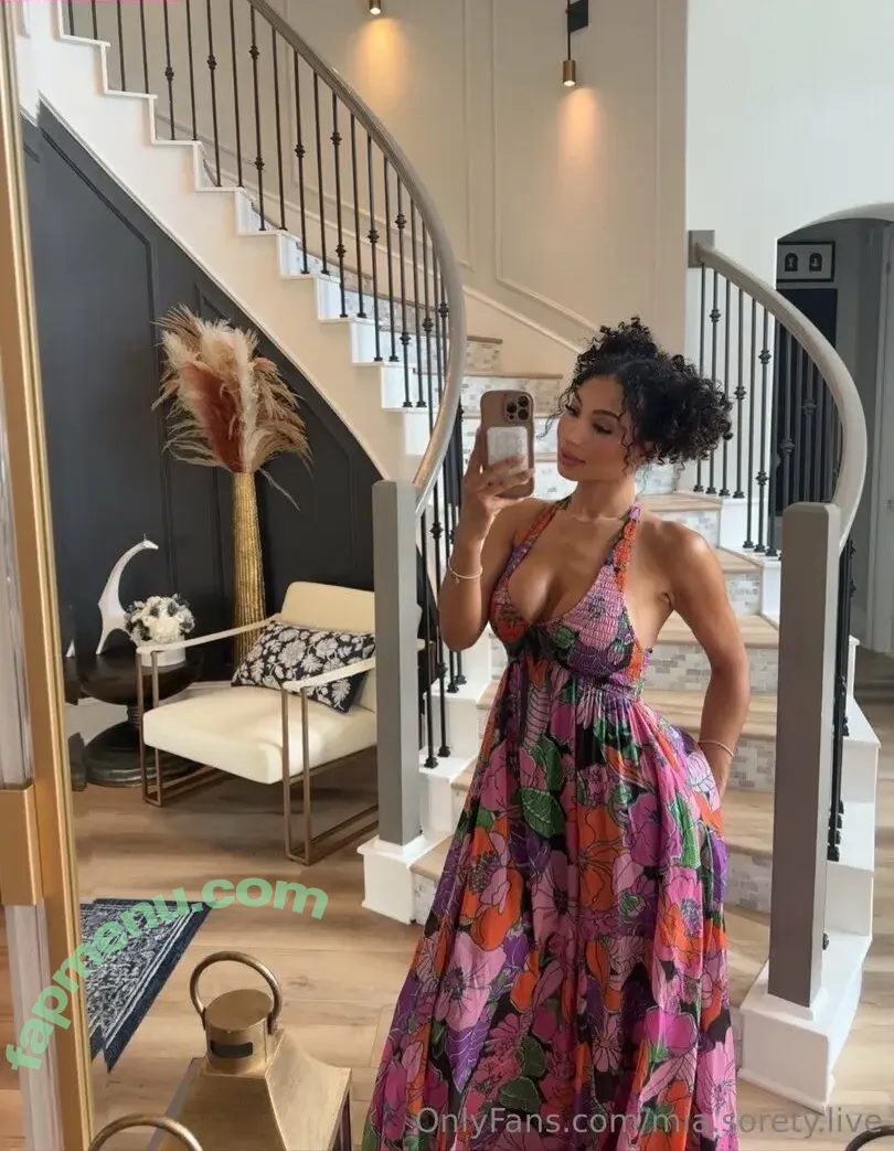 mia.sorety.live nude photo #0009 (mia.soretyy)