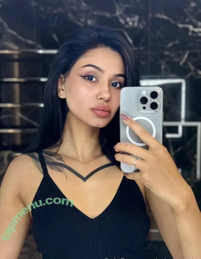 mia_stormie nude photo #0003 (mia_stormie.jones)