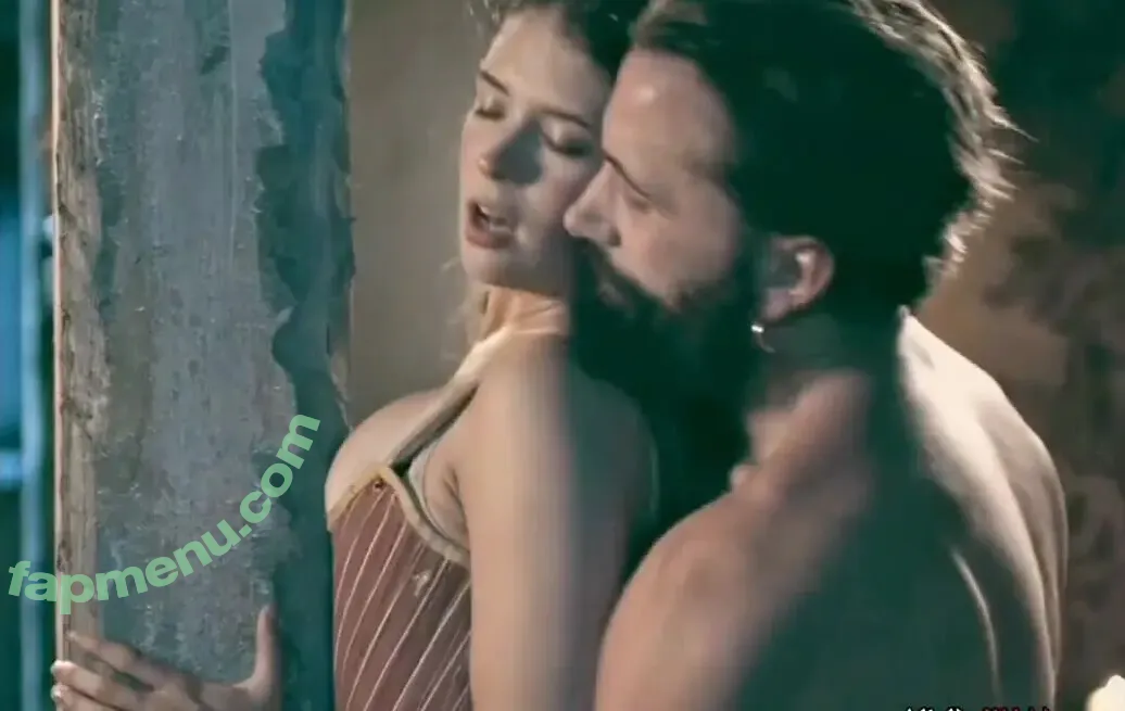 Mia Tomlinson nude photo #0014 (miavtomlinson)