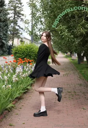 mia_ts / miata nude photo #0223