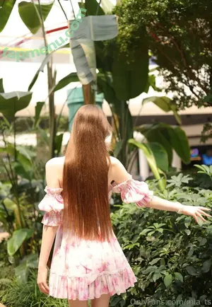mia_ts / miata nude photo #0224