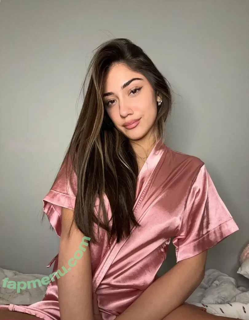 Mia Valencia nude photo #0115 (Mia.valencia / miavalencia_)