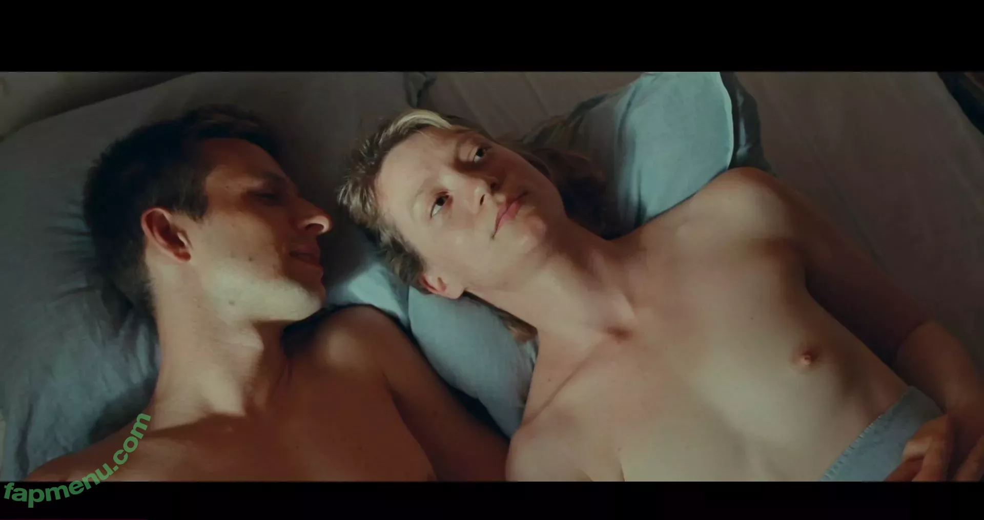 Mia Wasikowska nude photo #0007 (mia_wasikowska_)