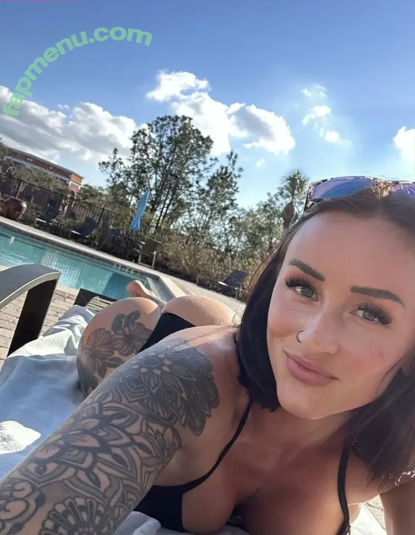 Mia Wills nude photo #0002 (Mia Wills)