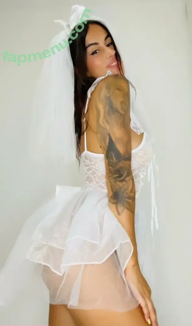 mia_wolfxxx nude photo #0344 (mia_wolf)