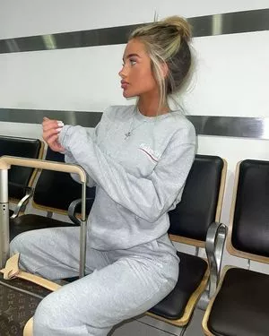 Mia Wood Hall / miawoodhall nude photo #0003