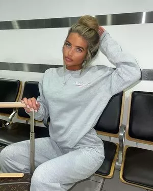 Mia Wood Hall / miawoodhall nude photo #0005