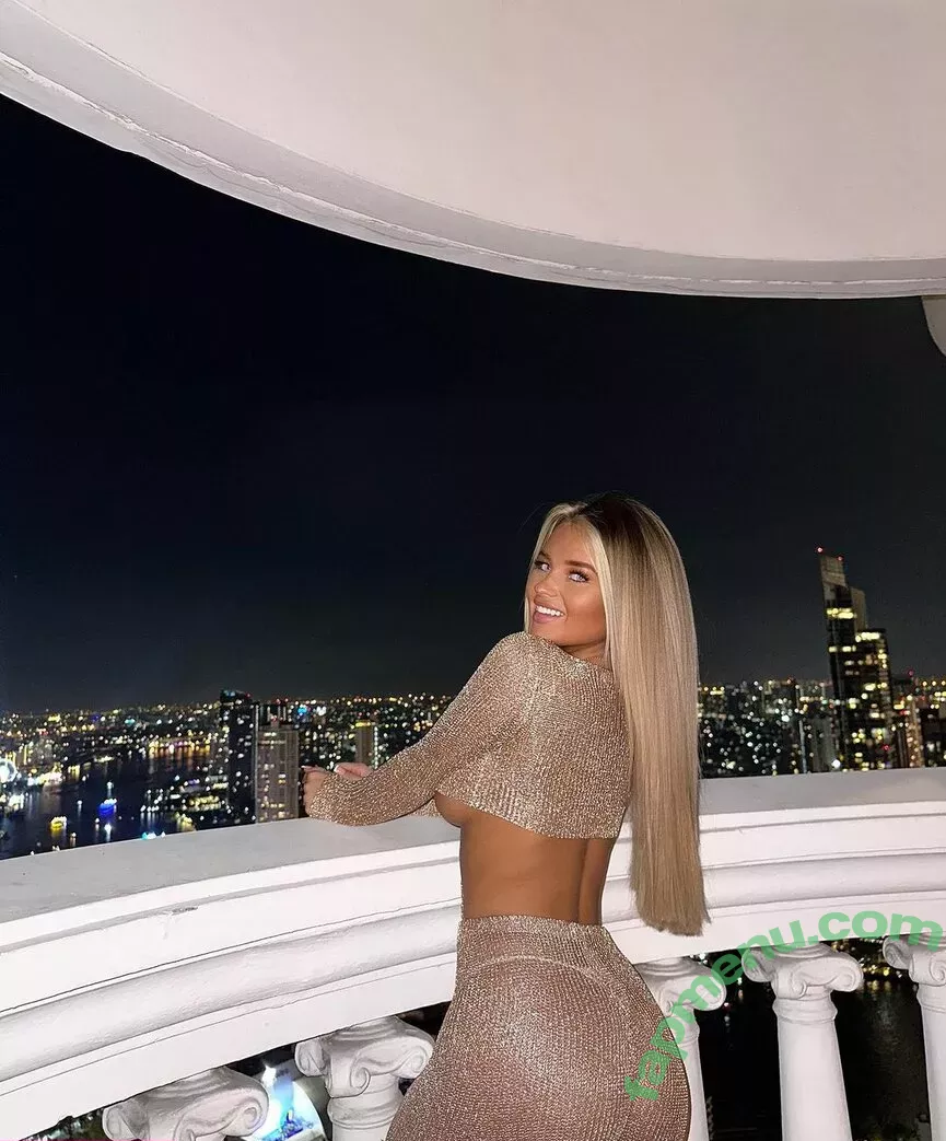 Mia Wood Hall nude photo #0137 (miawoodhall)