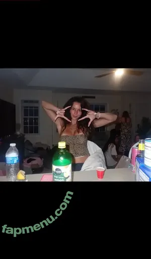 Mia Wynn / miawynn_ / miawynning nude photo #0072