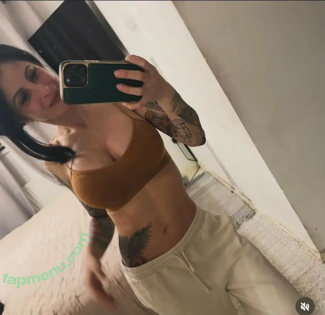 Mia75 nude photo #0013 (emiliamxx)