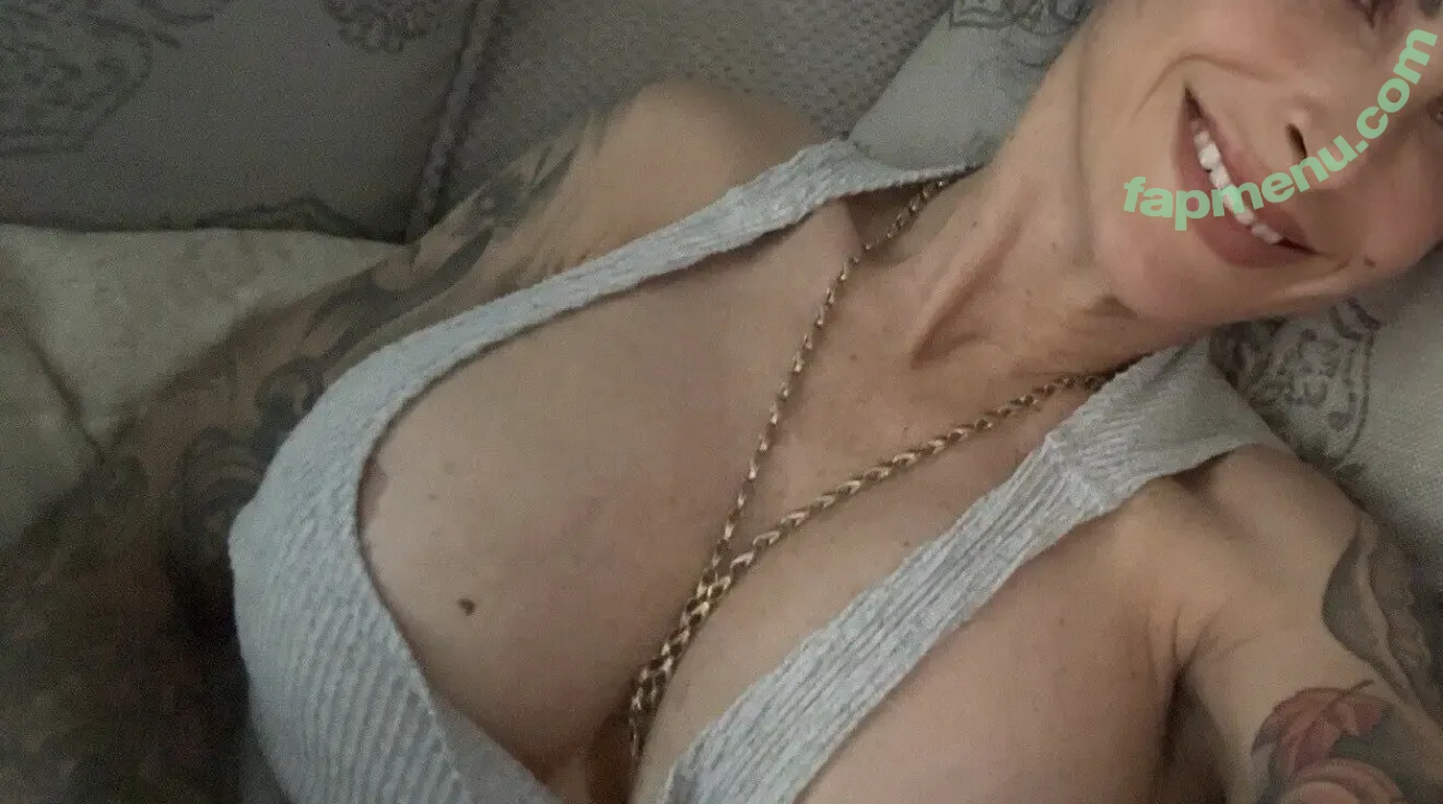 Mia75 nude photo #0016 (emiliamxx)