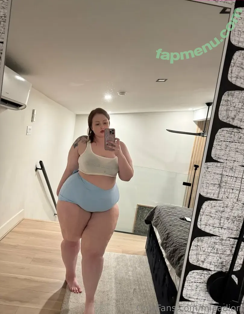 miaadiorr nude photo #0029 (miaadiorr)