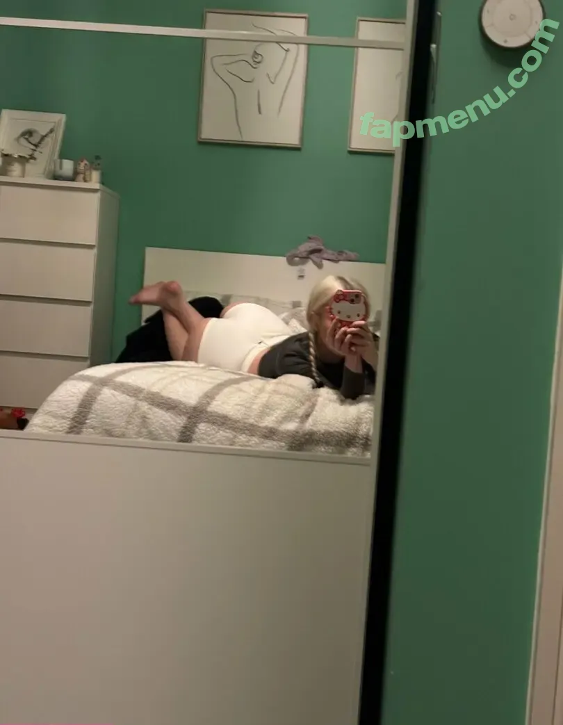 Miaarely nude photo #0010 (miaxarly)