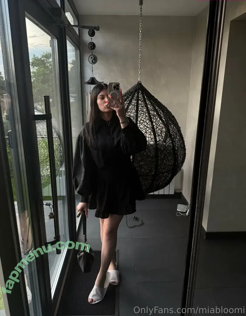 miabloomi nude photo #0009 (miiablloom)