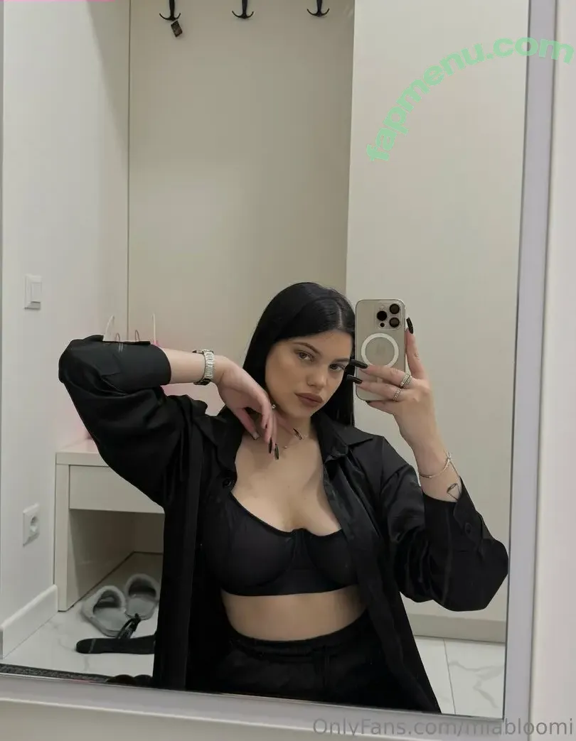 miabloomi nude photo #0017 (miiablloom)