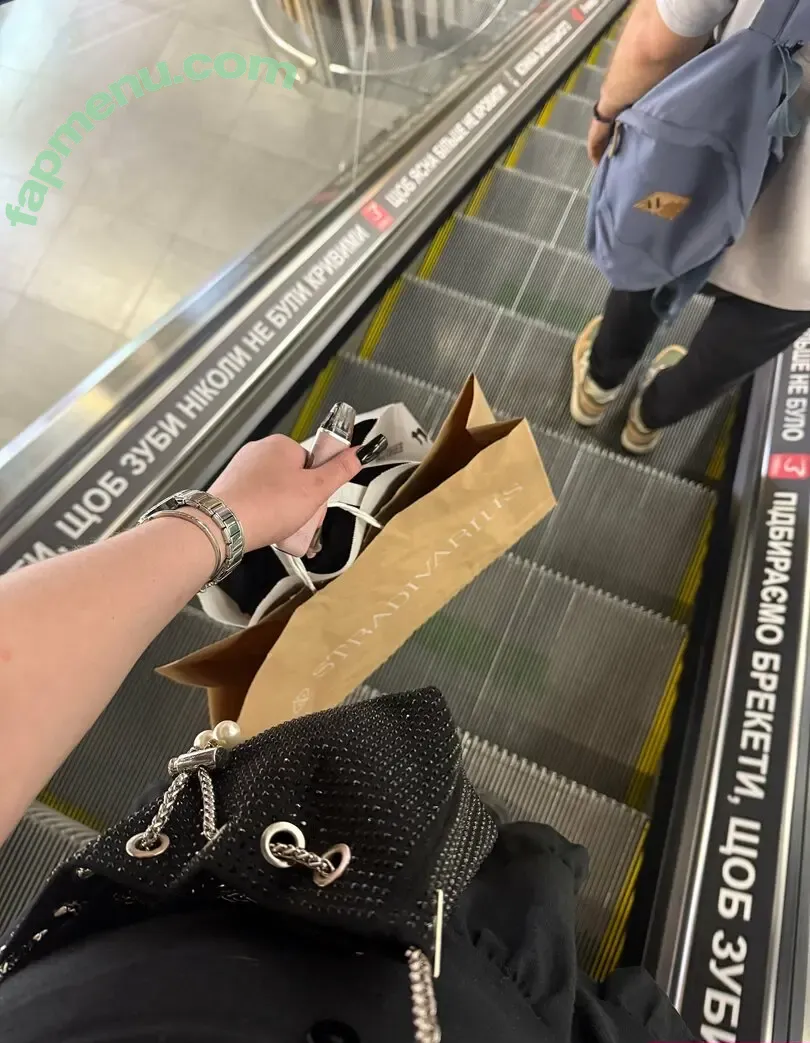 miabloomi nude photo #0019 (miiablloom)