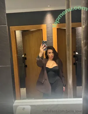 miabonitahere / bella_love_fit / hot_monicaa / skvortsova_hanna_pro / vikabugattii nude photo #0041