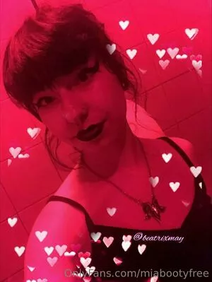 miabootyfree / mia_booty nude photo #0044