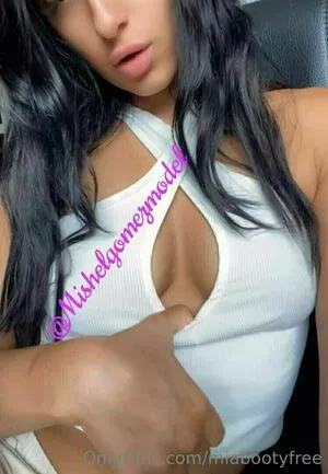 miabootyfree / mia_booty nude photo #0302