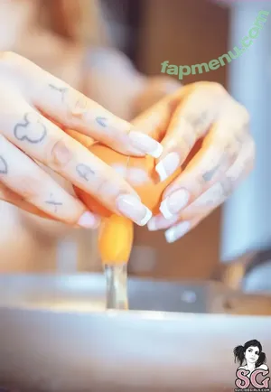 miachava nude photo #0268