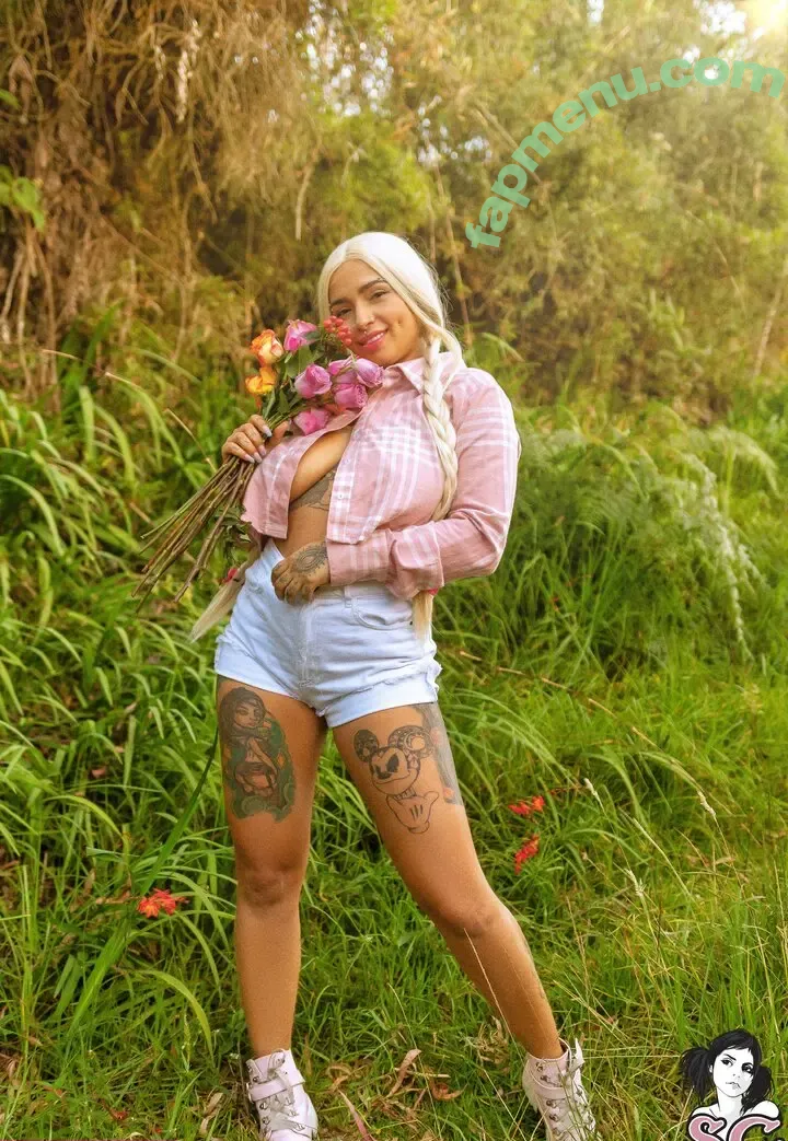 miachava nude photo #0221 (miachava)